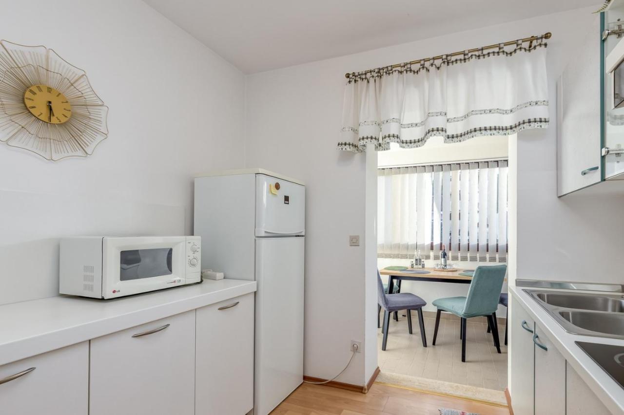 Apartment Lucijan Poreč Buitenkant foto