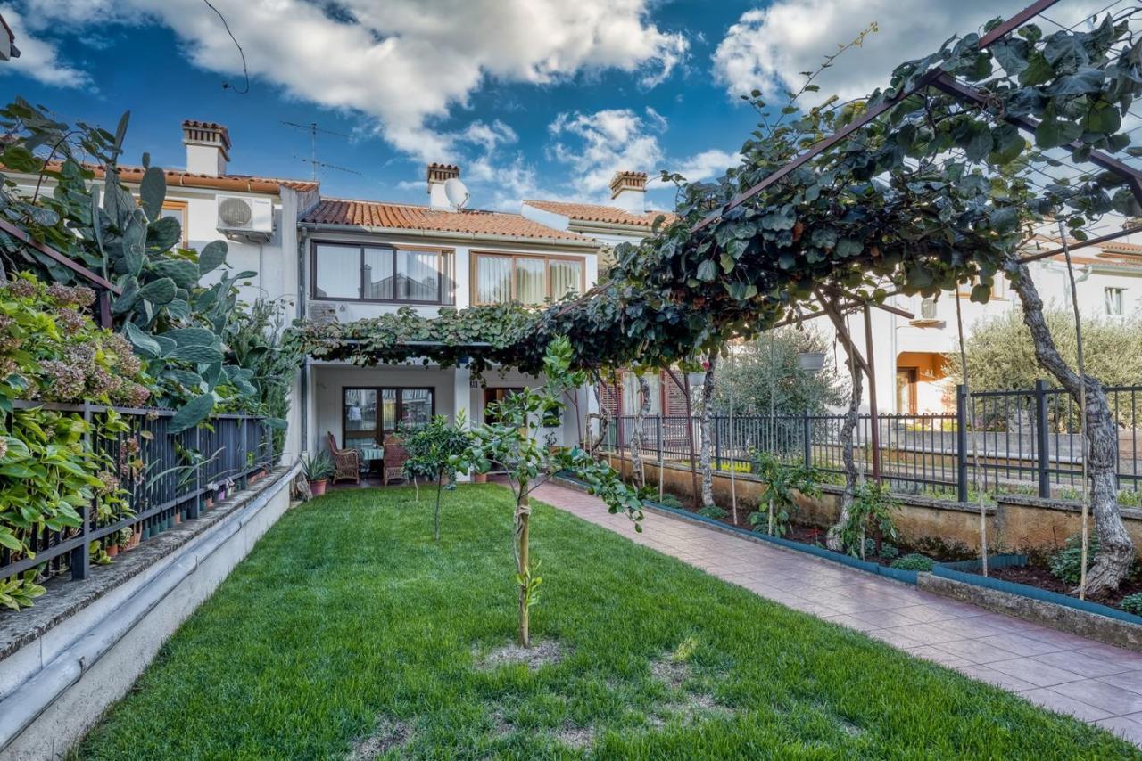Apartment Lucijan Poreč Buitenkant foto